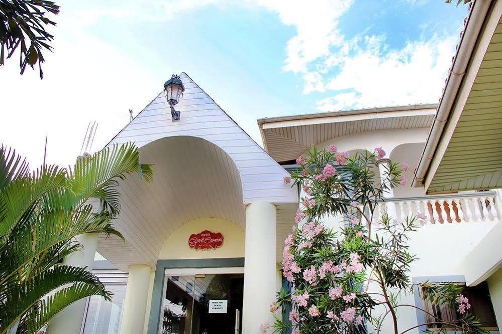 Grand Casamora Hotel Ogbodjo Exteriör bild